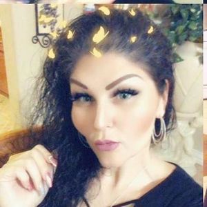 Meet your Posher, Maribel